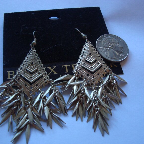 Bijoux Terner Gold Dangly Long Earrings New - Picture 3 of 3